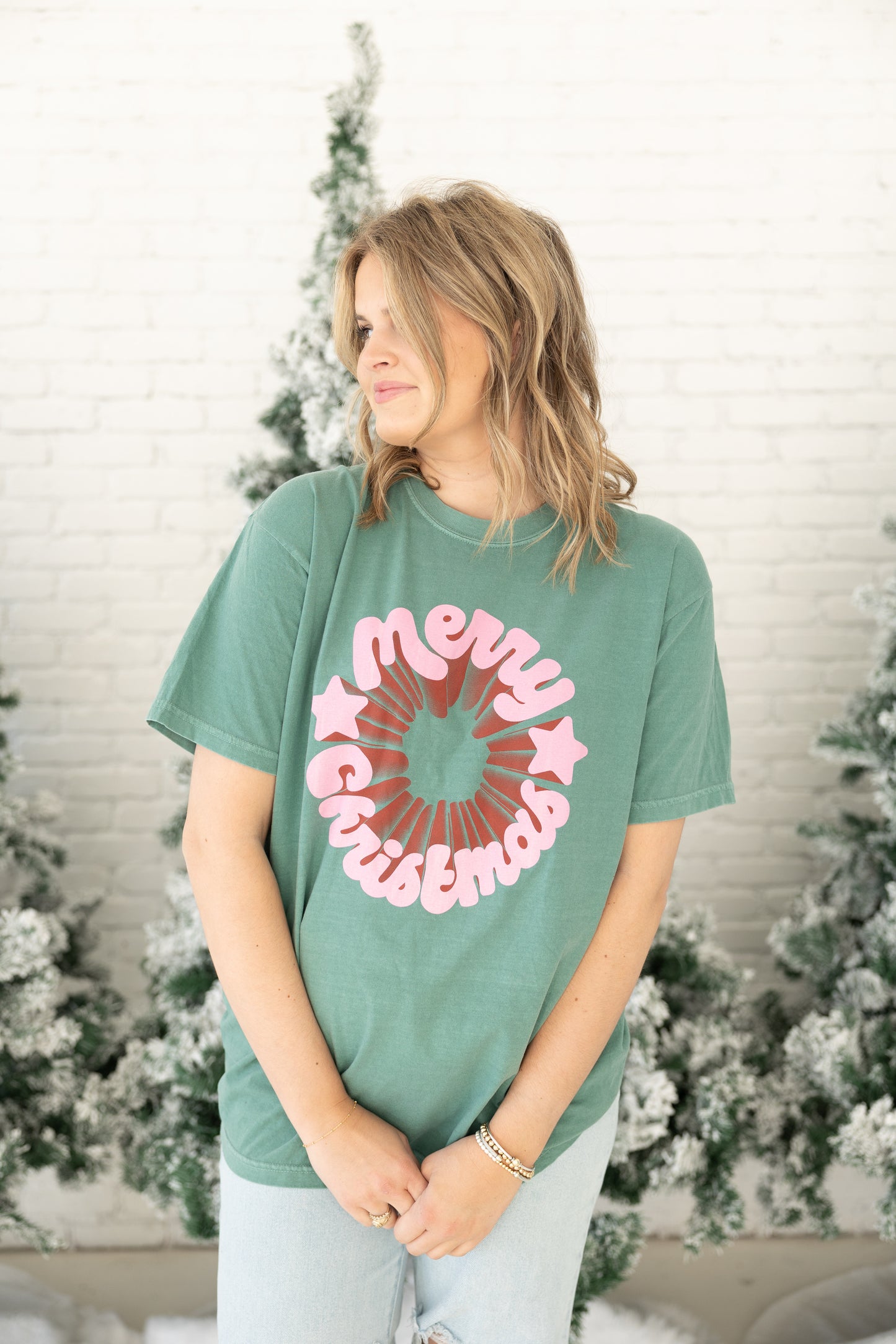 Merry Graphic Tee