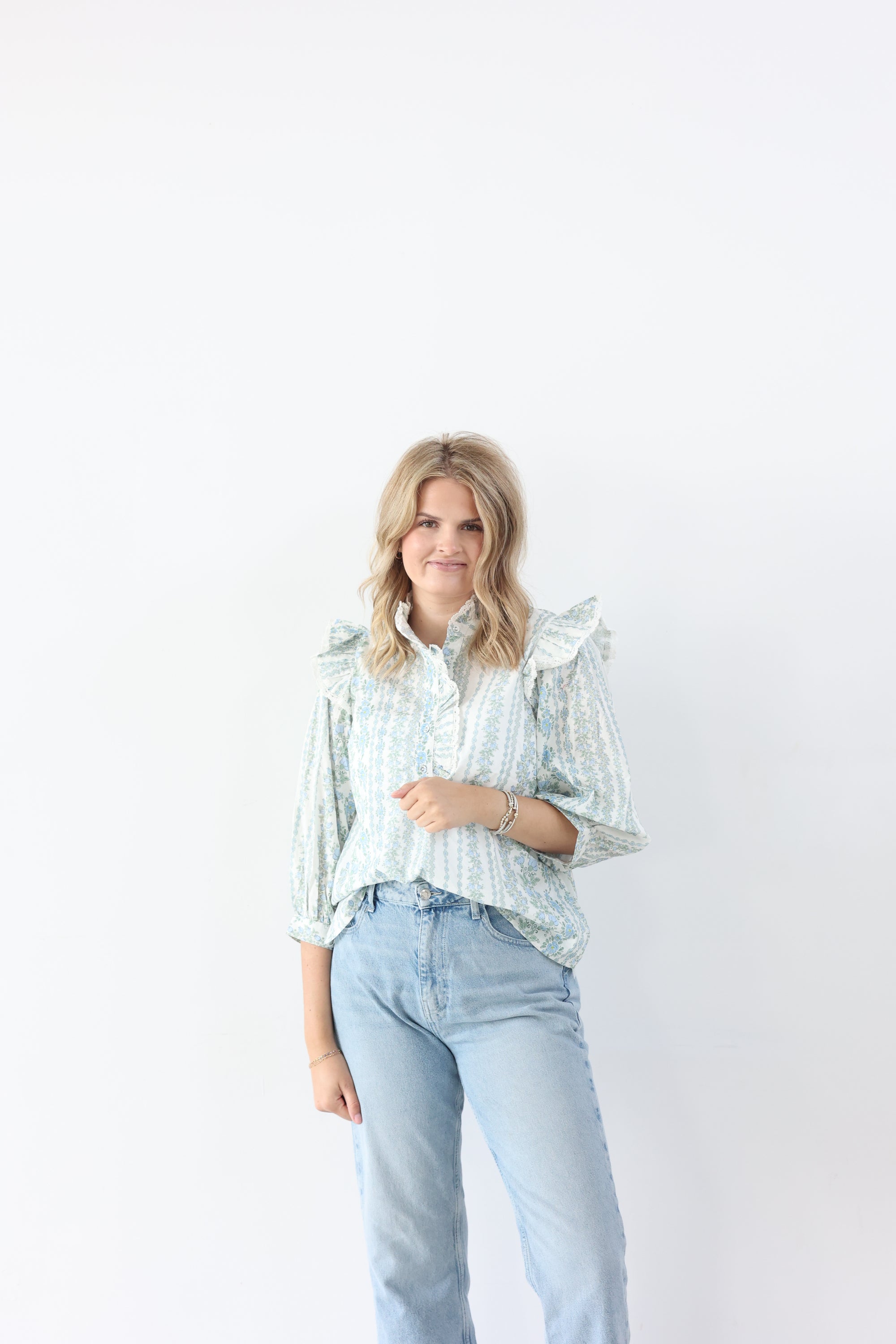 Lover Eyelet Top - Blue